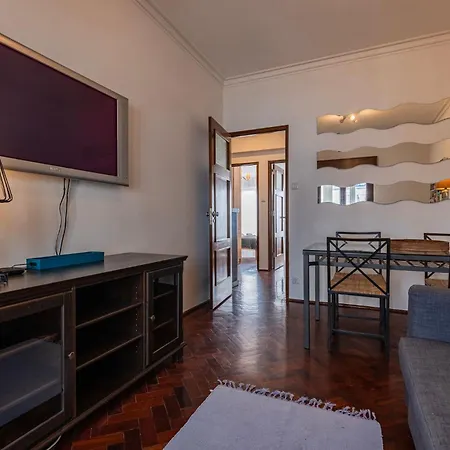 Tagus Views * Лиссабон