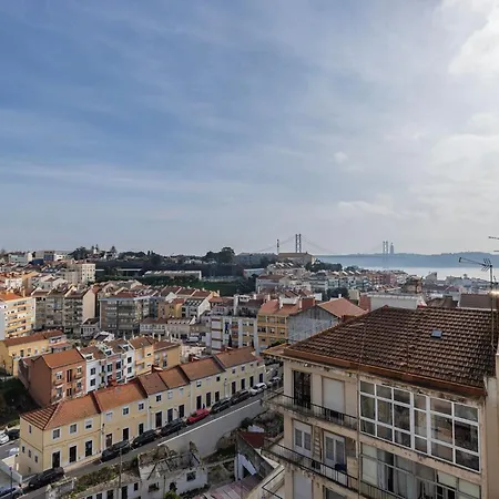 Tagus Views Apartment *